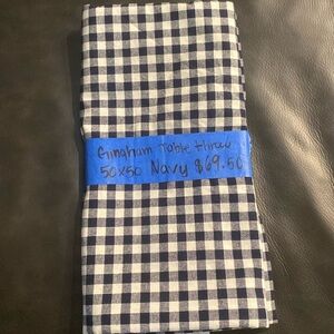 Pottery Barn Gingham Print Table Throw 50” x 50” 100% Cotton, Navy & White NWOT
